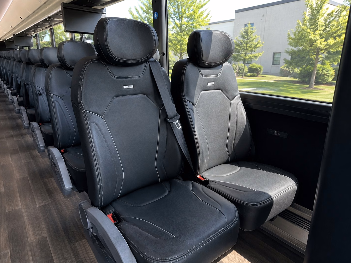 shuttle guests between fresno hotels and your wedding venue without the headache